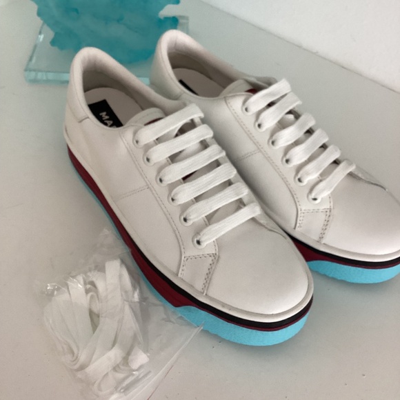 NEW Marc Jacobs Women's Slip On White Leather Blue & Burgundy Sole Sneakers 37 7 - Picture 10 of 12